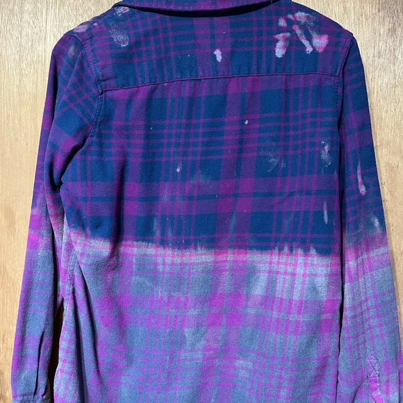 Field & Stream Purple Plaid Button Down Shirt‎ - Picture 2 of 3